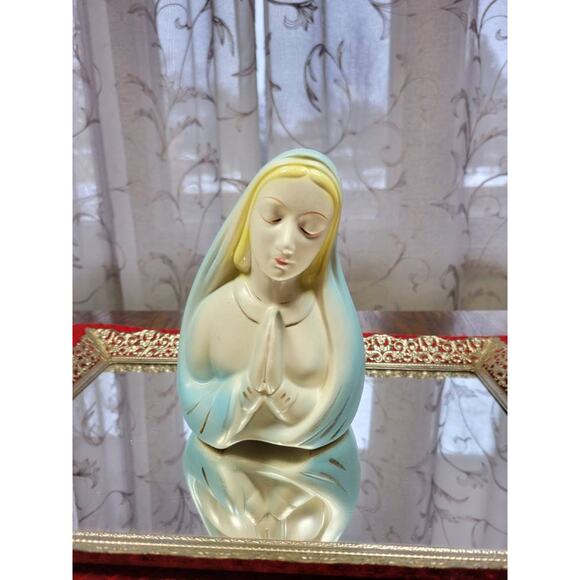 Vintage Madonna Praying Planter, Virgin Mary Religious Vase, Ceramic - Picture 1 of 7